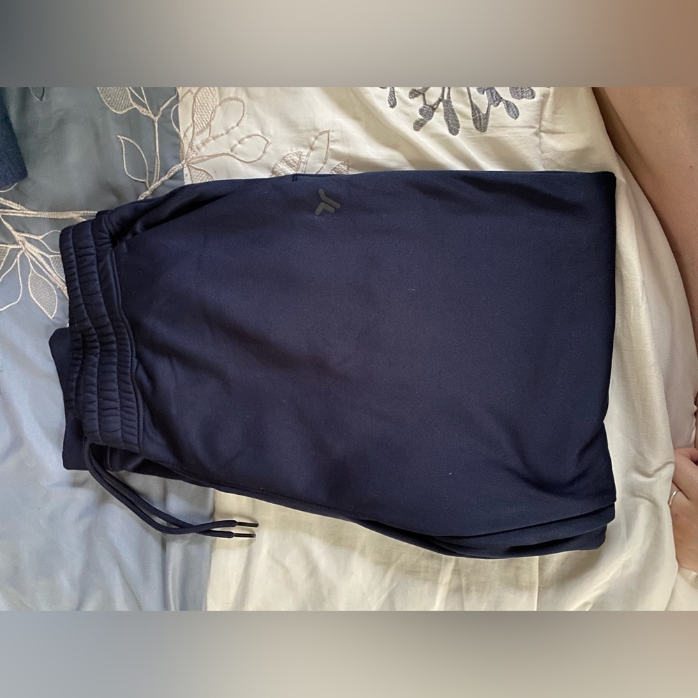 Navy colored Old Navy joggers NWOT